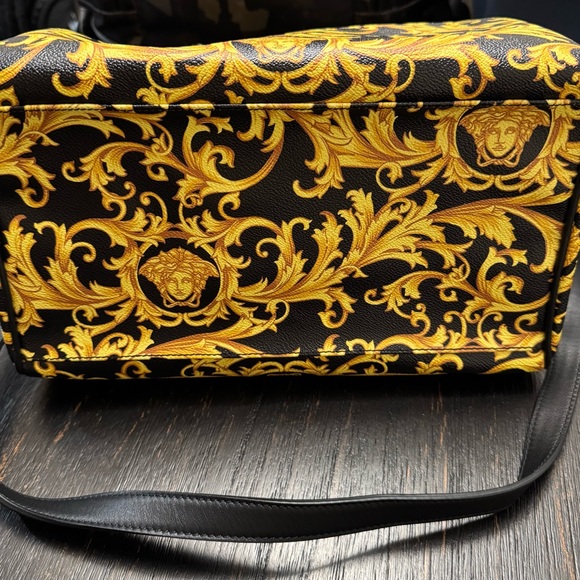 Versace Black and Gold Baroque Satchel with Matching Zip Around Wallet - Picture 9 of 16